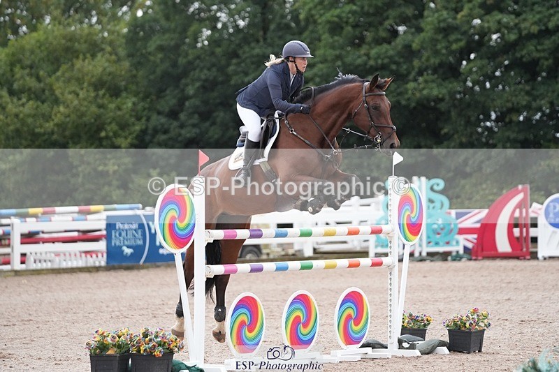 250720-090546-18064 - Cls16, 1 Star Silver Tour Accumulator