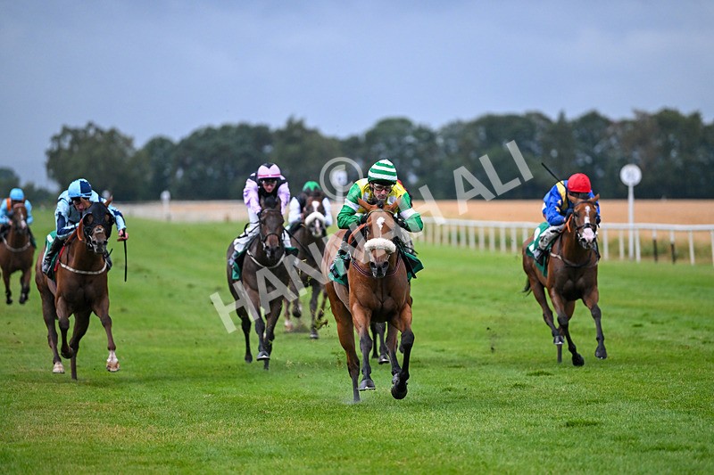 150725-Race 6-Brazilian Belle-7305
