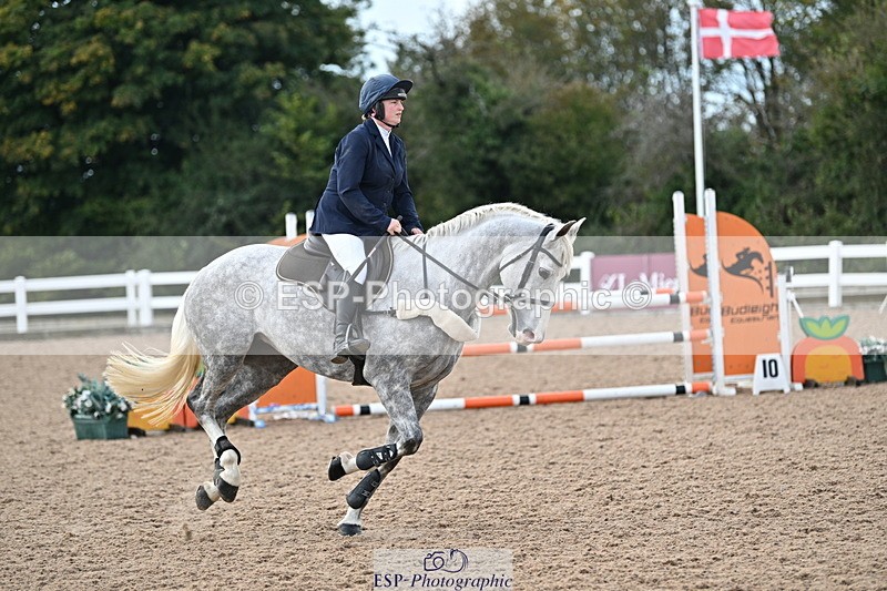 241004A-123911-01982 - Fri 09 95cm Amateur Quals