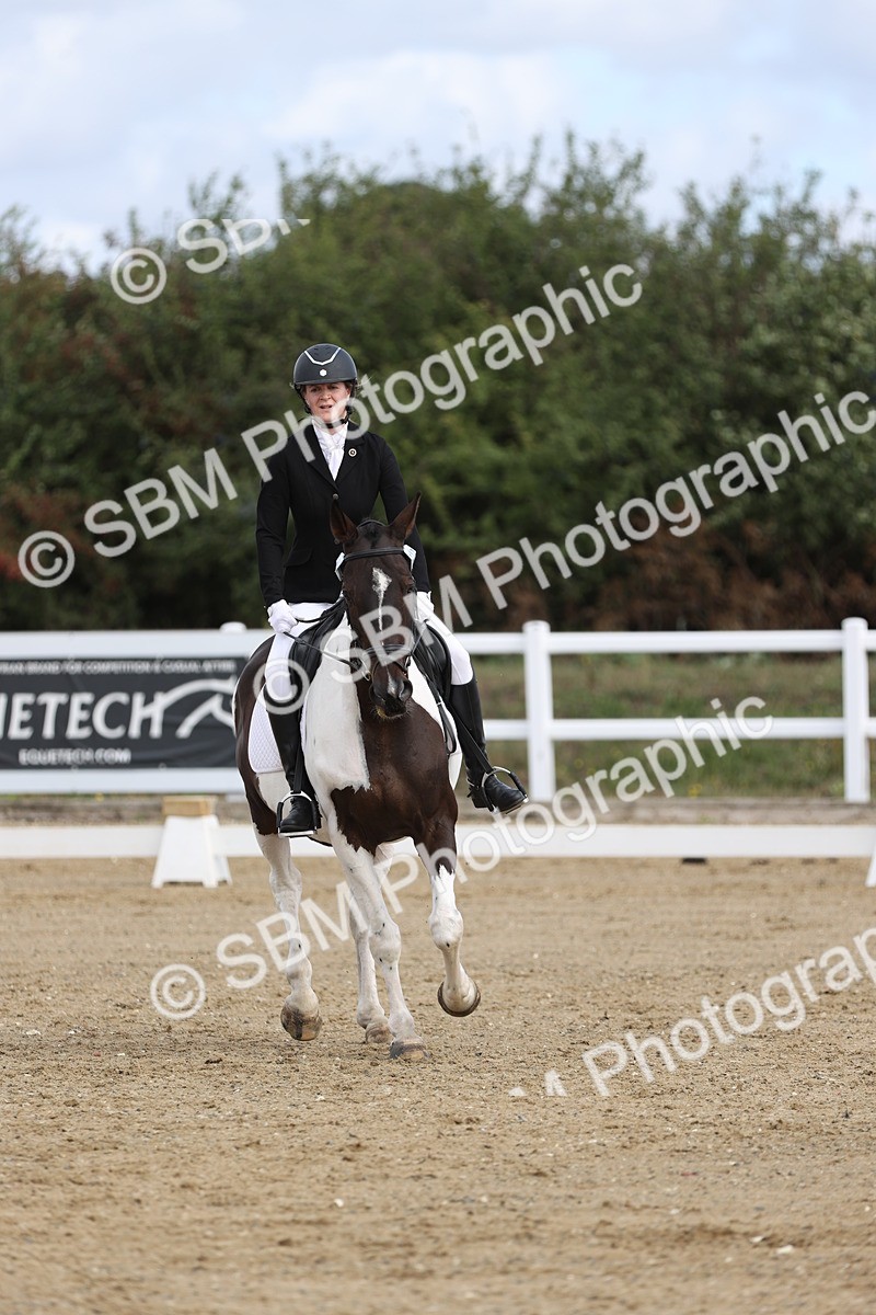 SBM_001406 - Class 2 - Intro 4 Champs - 10.56-11.44