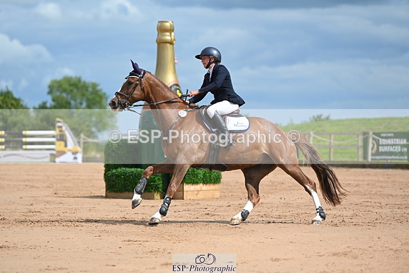 230721A-153243-07294 - Cls 10, 2 Star Big 1.45m Start to break