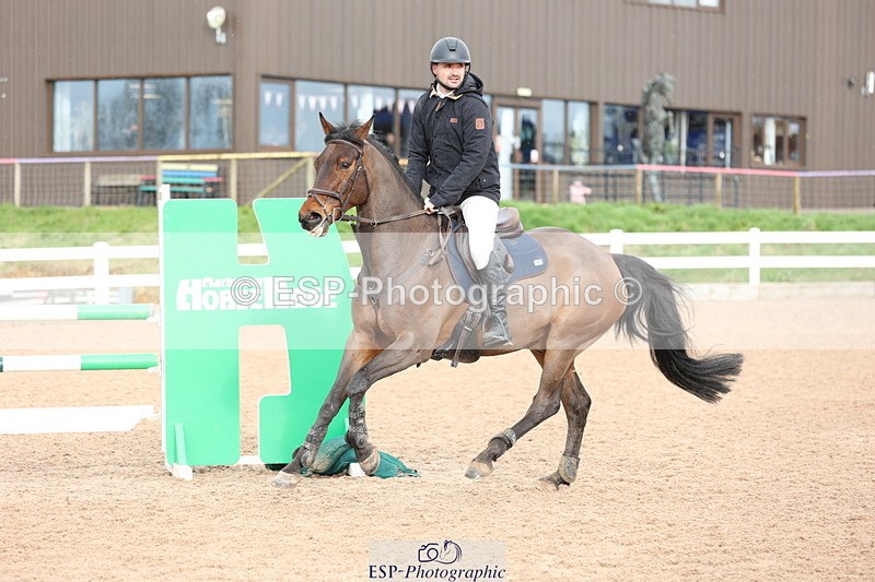 240223A-151455-02215 - Cls 6 Foxhunter and 1.20m Open