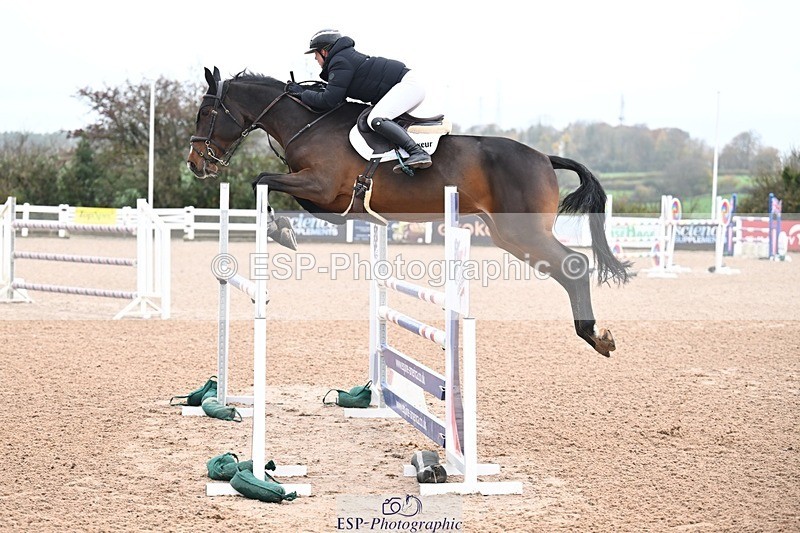 251105-141236-00809 - Cls 06 Fox & 1.20m