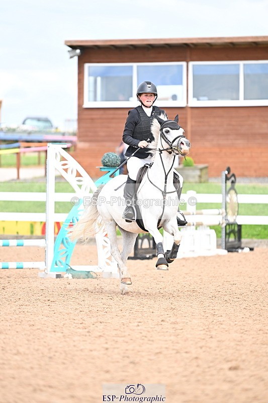 240806A-155541-00157 - Clear Round & 60cm BS Club & Schools