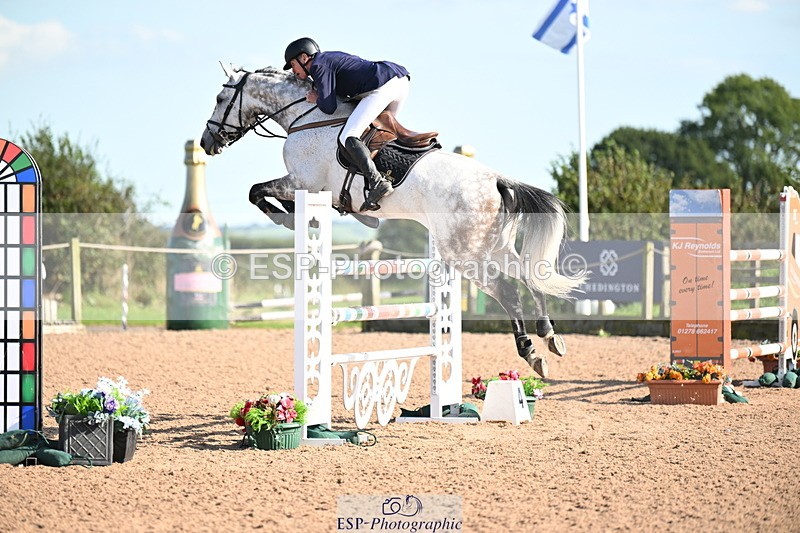 240913A-160515-05148 - Cls 18 National 1.40m Open