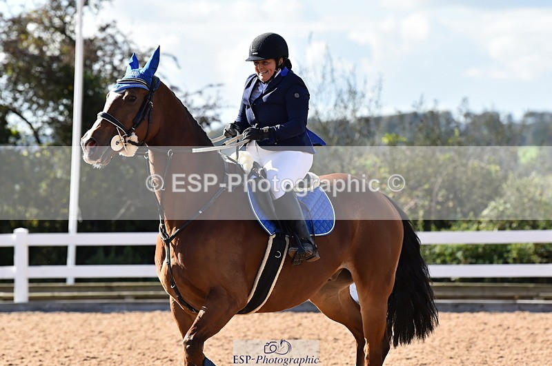 231014A-143208-05307 - Cls 15 1.05m Amateur Q 2nd R