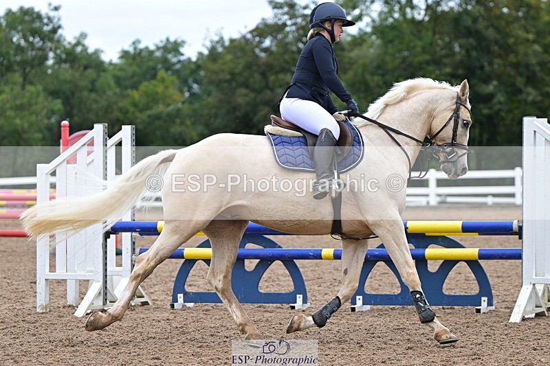 240925A-102256-00054 - Clear Round