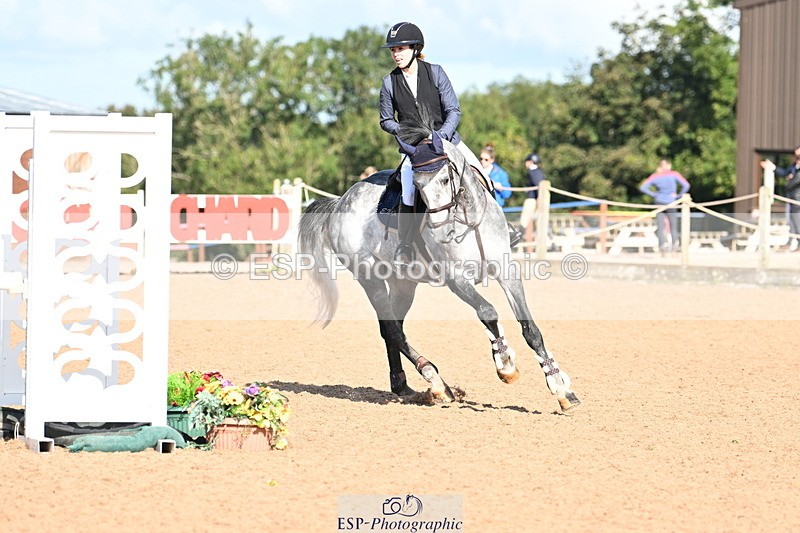 240913A-102613-03490 - Cls 13 Snr 1.05m & 1.10m Open