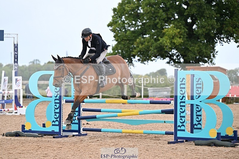 250831-112101-06927 - H-373-Simon.Wooding