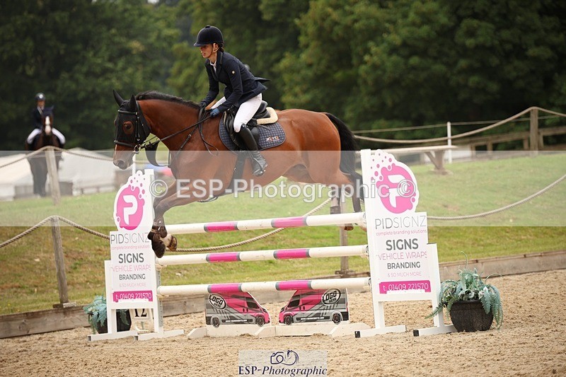 230708-113125-13504 - Cls 26 Newcomers & 1.10m Open