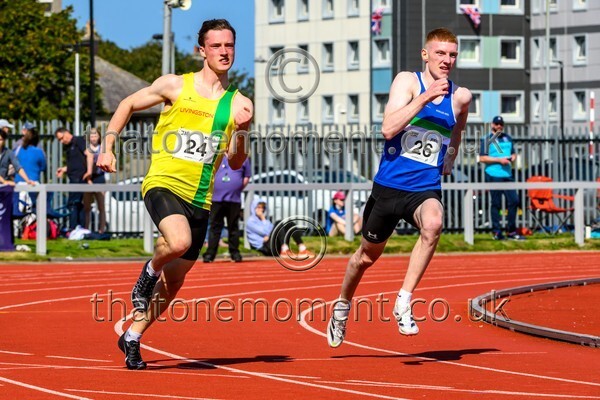 Age25SAT-926614 - Track Male