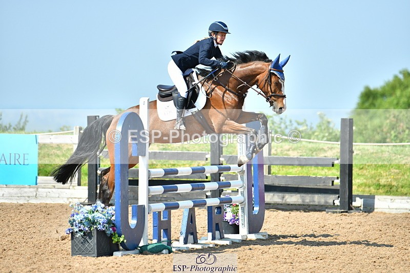 230609A-102651-00104 - Cls 1 Snr 1.05m & 1.10m Open