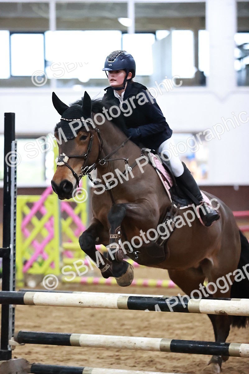 SBM_000110 - Class 1 - Pony Intro 70cm