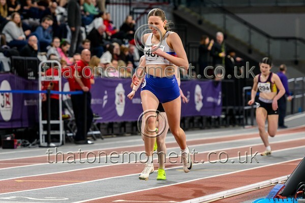 SenInd26-916899 - Track Female Set One