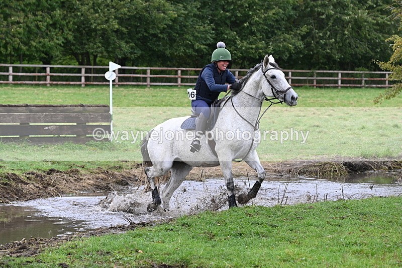 WJ6_5747 - Time at Photographer 12:31 to 12:40