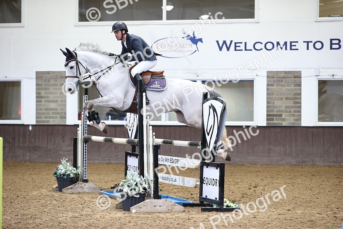 SBM_004698 - Class 16 - Senior Newcomers - 1.10m