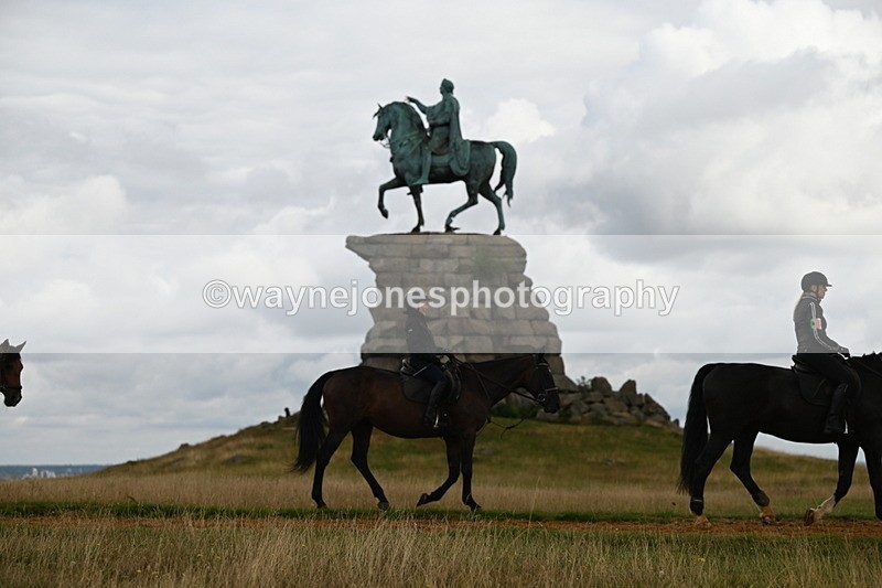DSC_4194 - Time at Statue 09:50 to 11:09
