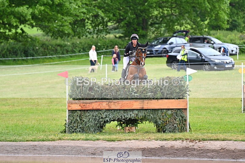 250524A-123704-10621 - B-352-Samantha.Lissington-MALIBU.TS