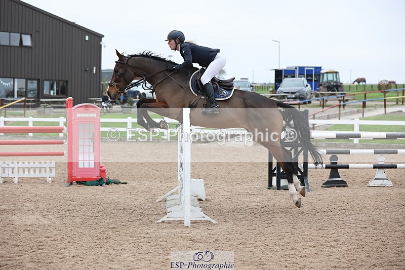 241101A-114325-01471 - FRI Cls 5 Newcomers and 1.10m Open