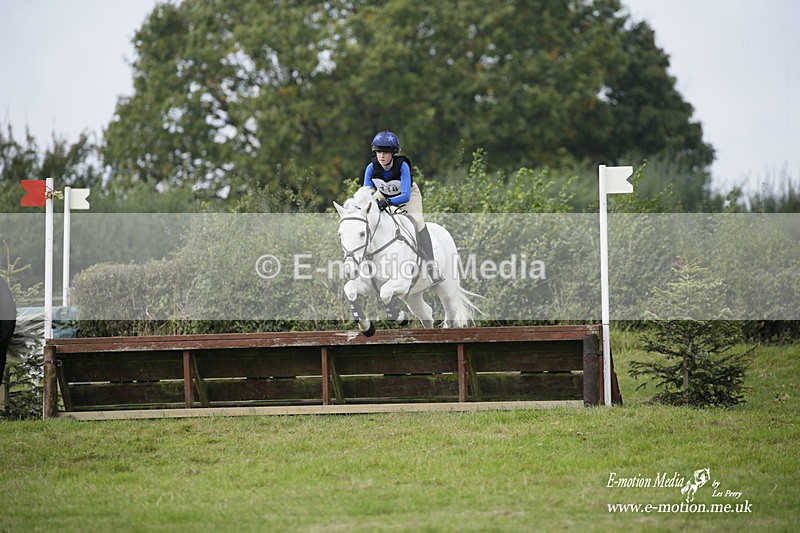  WWHT 171021 2364 - Novice Pairs (0.80m)  17/10/21