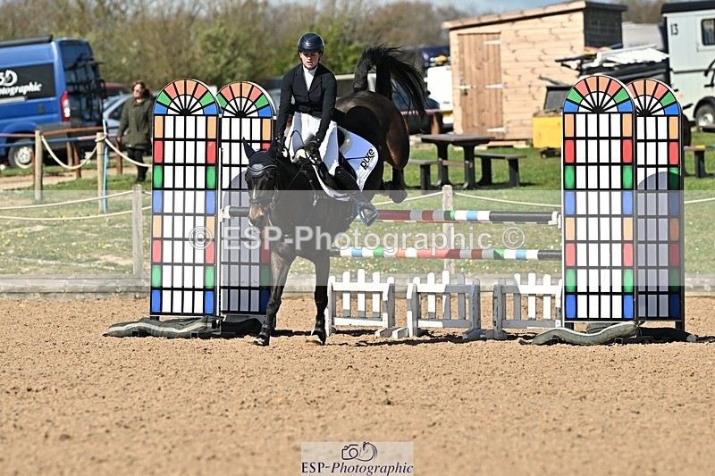 250416-154701-01822 - Cls 6 Foxhunter and 1.20m