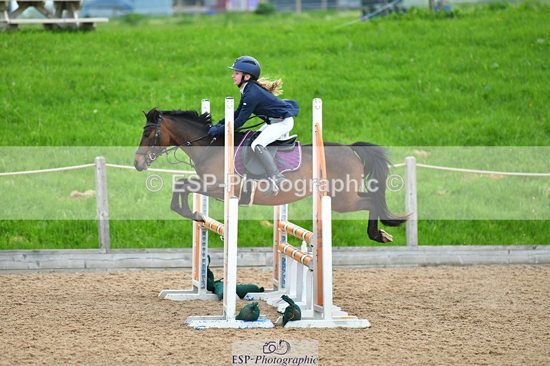 230513A-091712-00093 - Cls 11 Stepping Stones 128+138cm