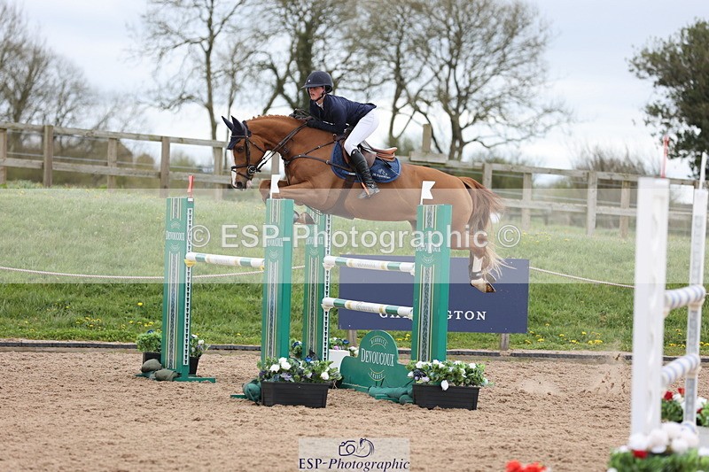 240419A-105023-06243 - Cls 2, 2 Star Small Tour 1.30m