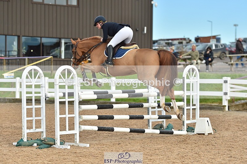 231111A-123352-01889 - Cls 12 Newcomers & 1.10m Open