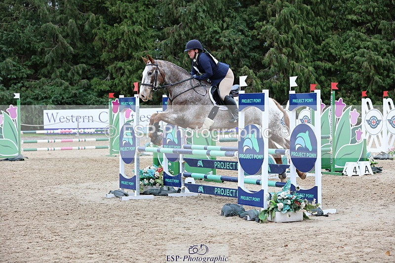 251026A-140930-26237 - F-426-Tracey.Neville