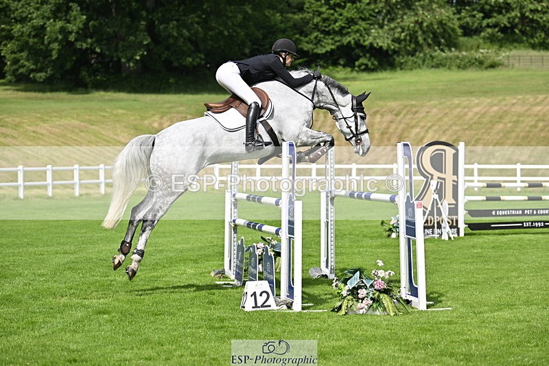 250613A-100754-00301 - Cls 1 Snr Newcomers and 1.10m Open