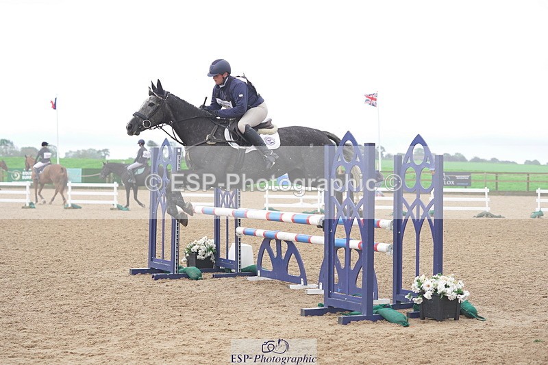 230924A-112800-04557 - 100 SJ 11.00 to 12.00