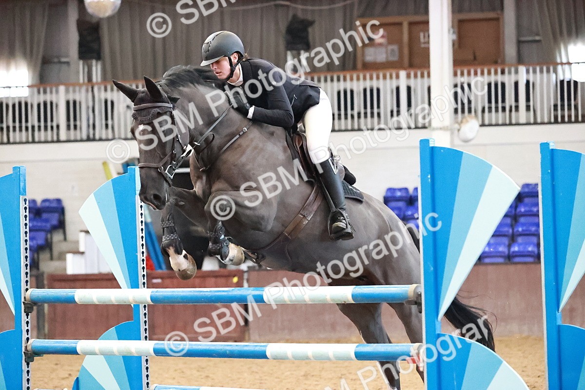 SBM_002925 - Class 11 - Senior Foxhunter 1.20m