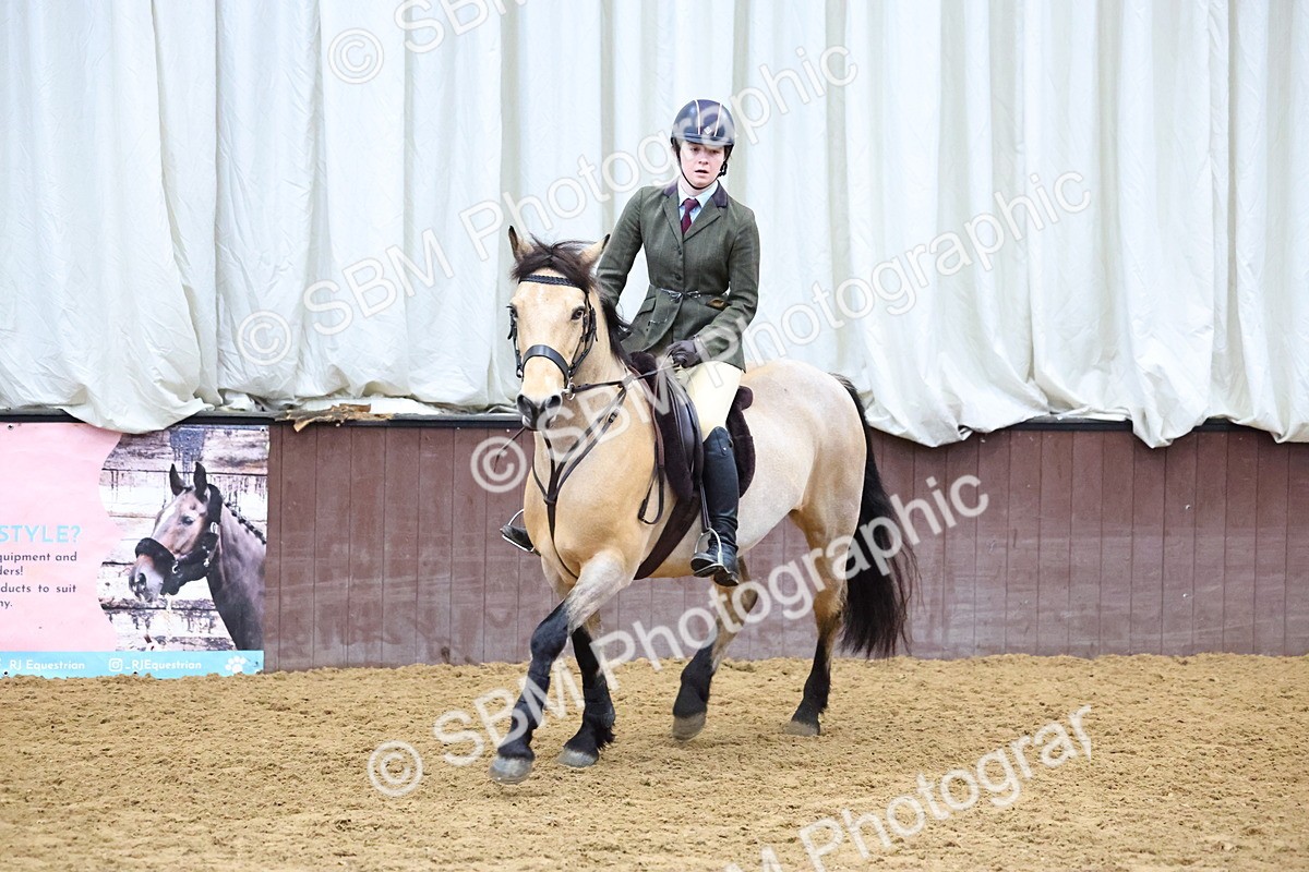 SBM_005011 - Class 41 - Not exceeding 143cms