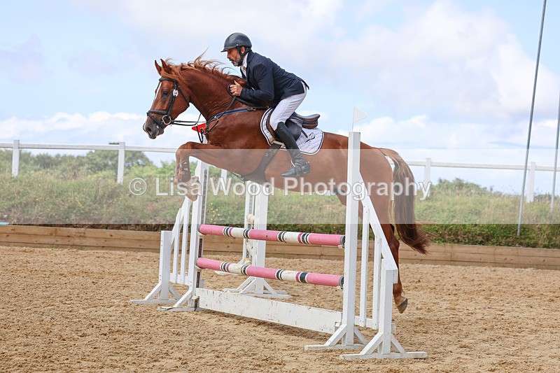 3E7A0289 - Class 9: Senior British Novice/90cm open