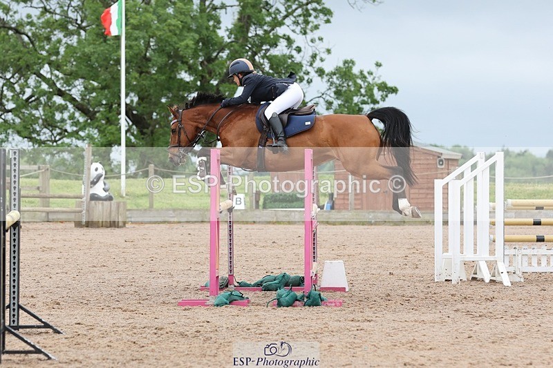 250524-093640-03866 - Cls 13  A&B 1.05m & 1.10m open