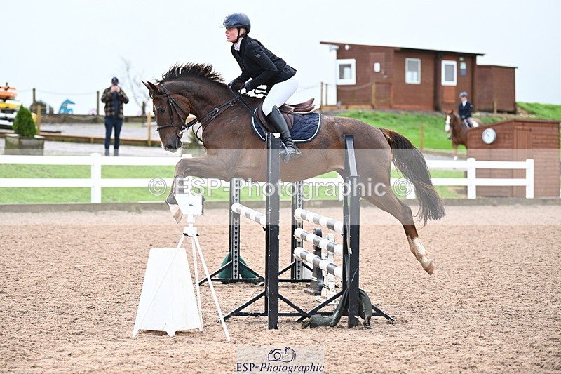 241023A-105446-00422 - Cls 1 British Novice and 90cm Open