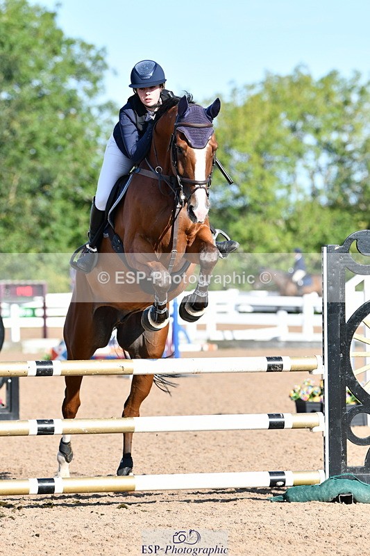 240913A-095514-03050 - Cls 20 Snr British Novice and 90cm Open