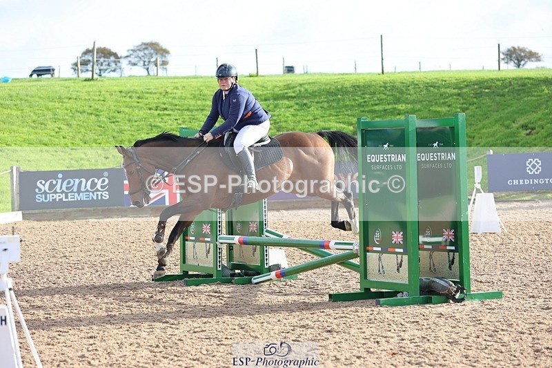 251025-100240-00776 - Cls 21+22 Club and Schools 60cm