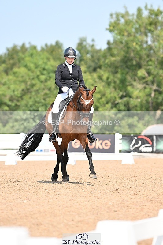 250816-122548-04246 - 105-Danielle.ThackrayTrevoulter.Mega.Mix.Two