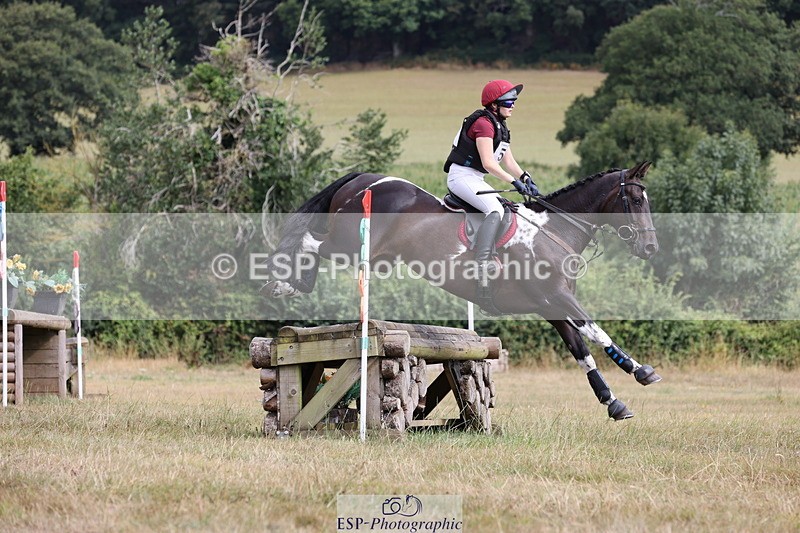 250802A-100141-00770 - B-051-Erin.Johnson-CROFTHOUSEFARM.APACHE.TIPONI