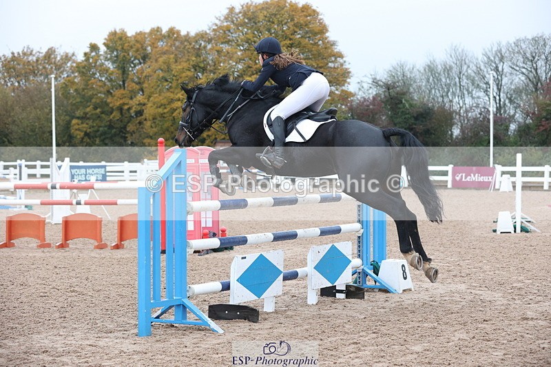 231112A-134127-04607 - Cls 20 Newcomers & 1.10m Open