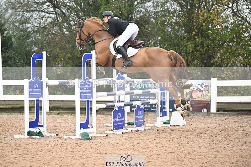 241102A-125620-04675 - SAT Cls 15 Foxhunter and 1.20m Open