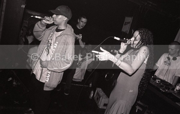 32 konny kon - C'mon Feet @ night & day manchester 21.03.03