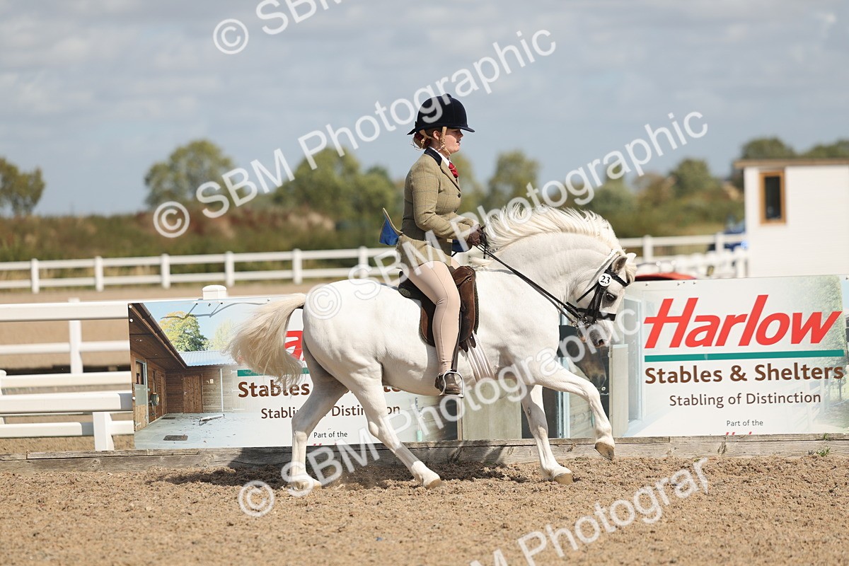 SBM_23232 - Class 807 - young Rider 11 to 16 Years