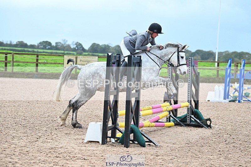 231029A-092411-02369 - 60cm Club and Schools