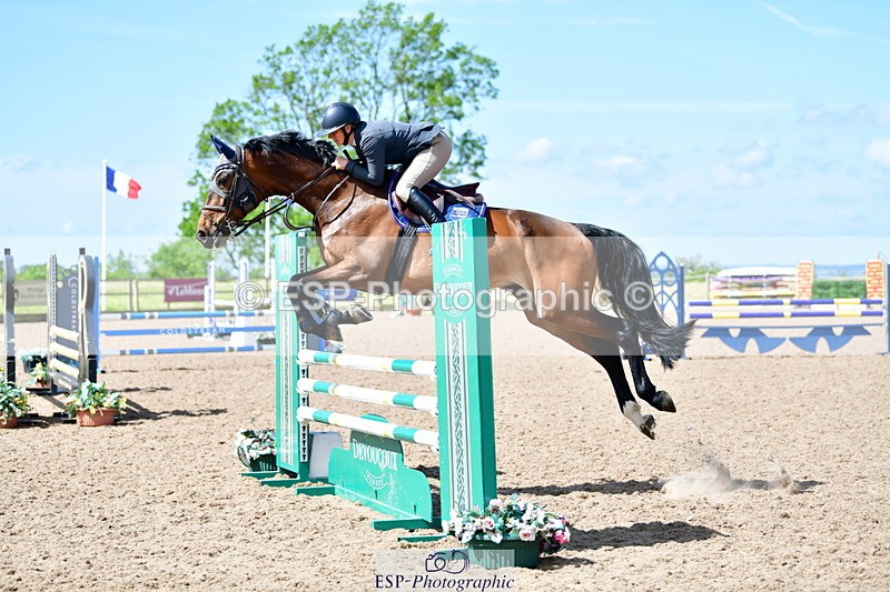 240525A-104059-05273 - Cls 23 Discovery and 1m Open