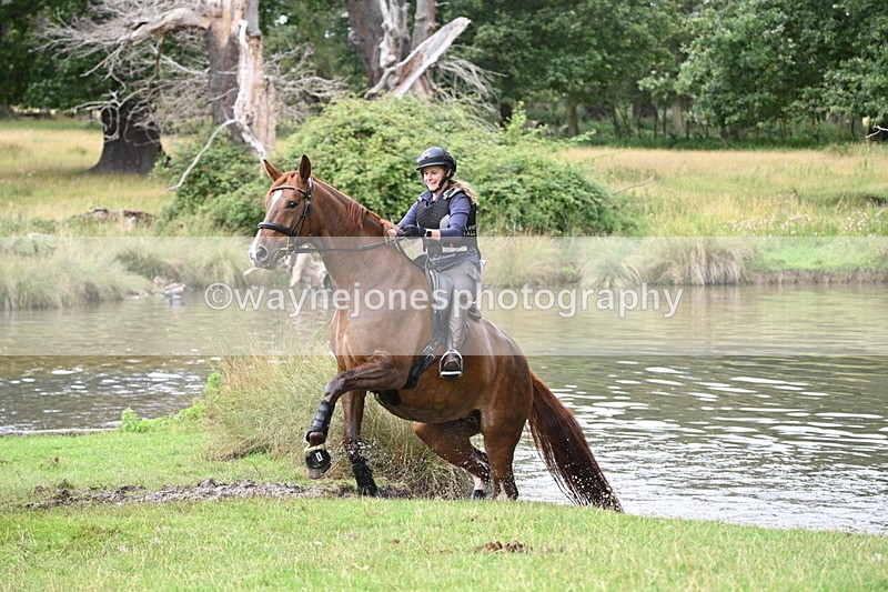 WJ7_2467 - Time at Water 11:14 to 11:36