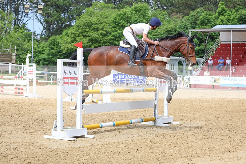 3E7A0559 - Class 10: Senior 95cm open