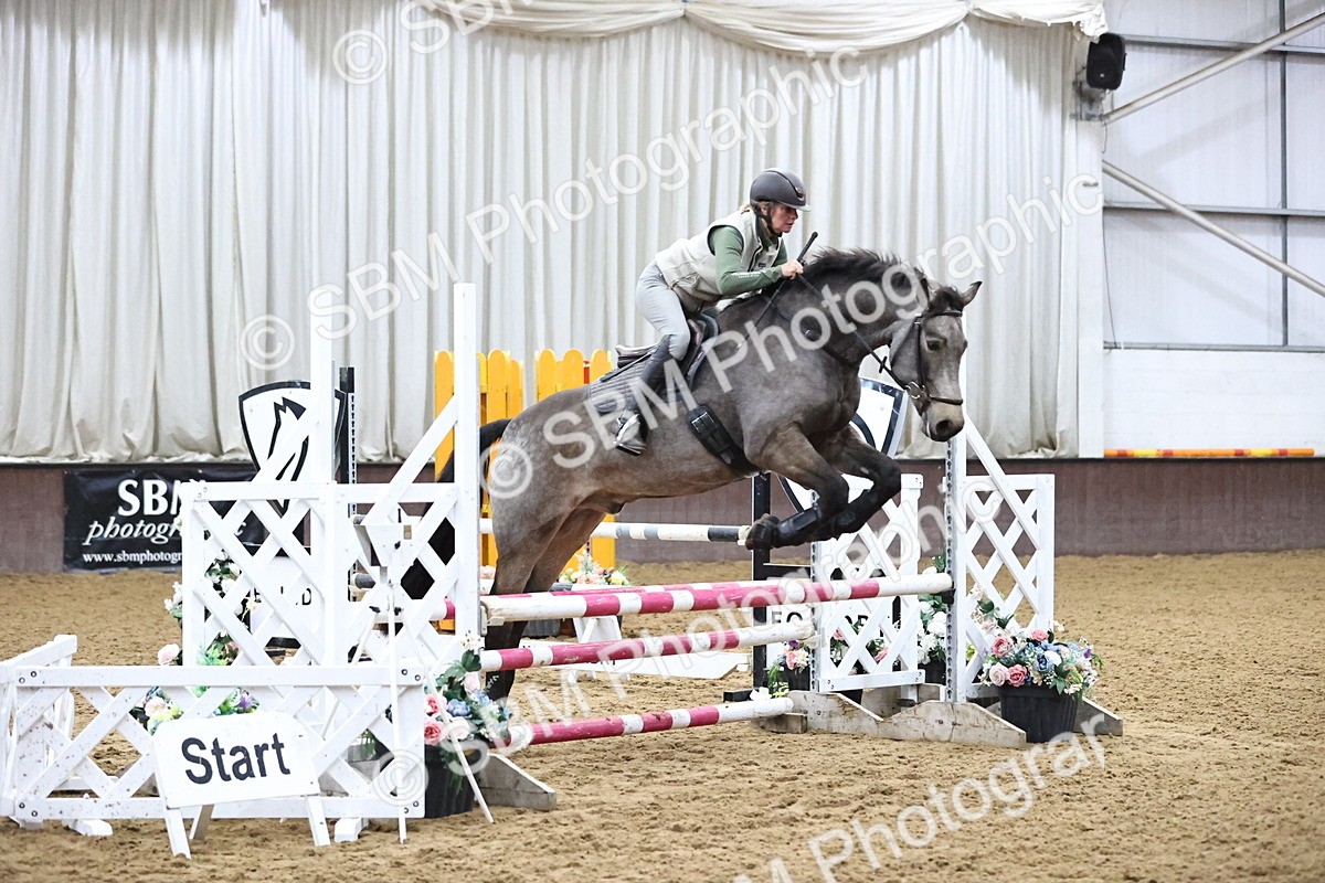 SBM_002318 - Class 8 - Clear Round 80cm