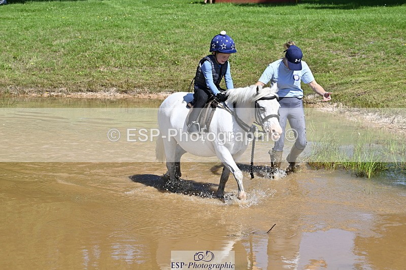 240728B-111606-01358 - Gemma's Group XC